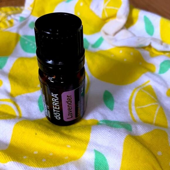 Lavender Essential Oil 5ml NWT Calming Topical Bath Diffuse - Picture 4 of 4